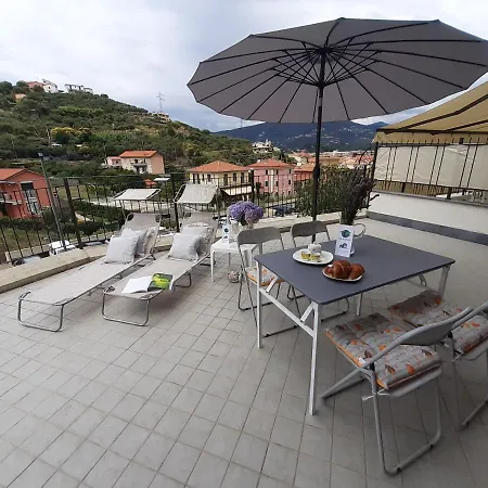 Apartment Casa Terra E Mare By Holiday World Sestri Levante